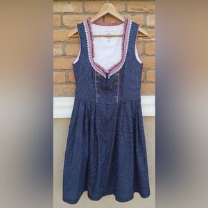 Hiziti Dirndl Dress , Costume